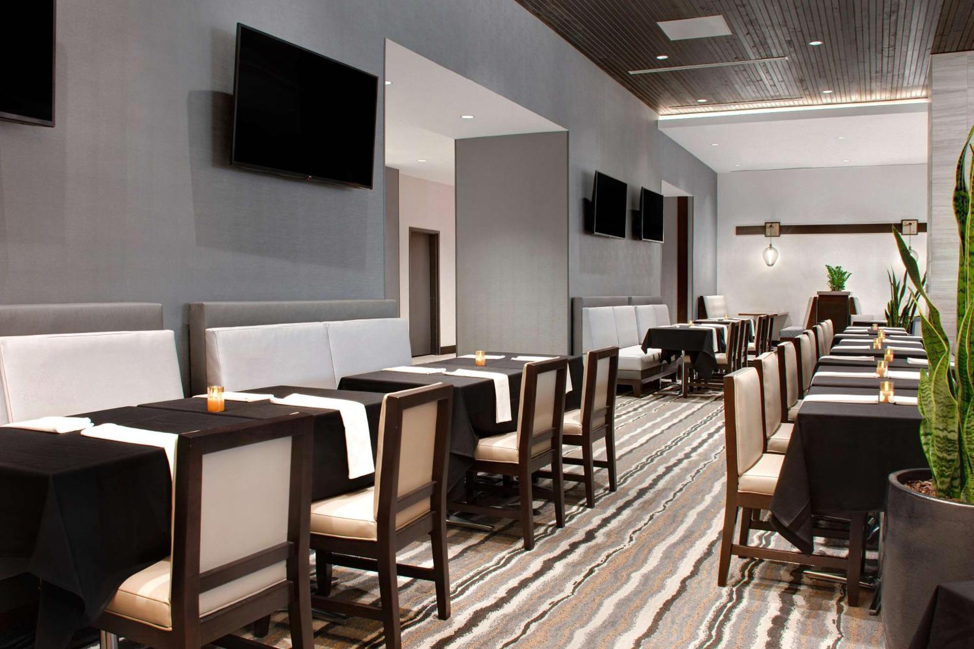 Embassy Suites By Hilton Alpharetta Halcyon 외부 사진